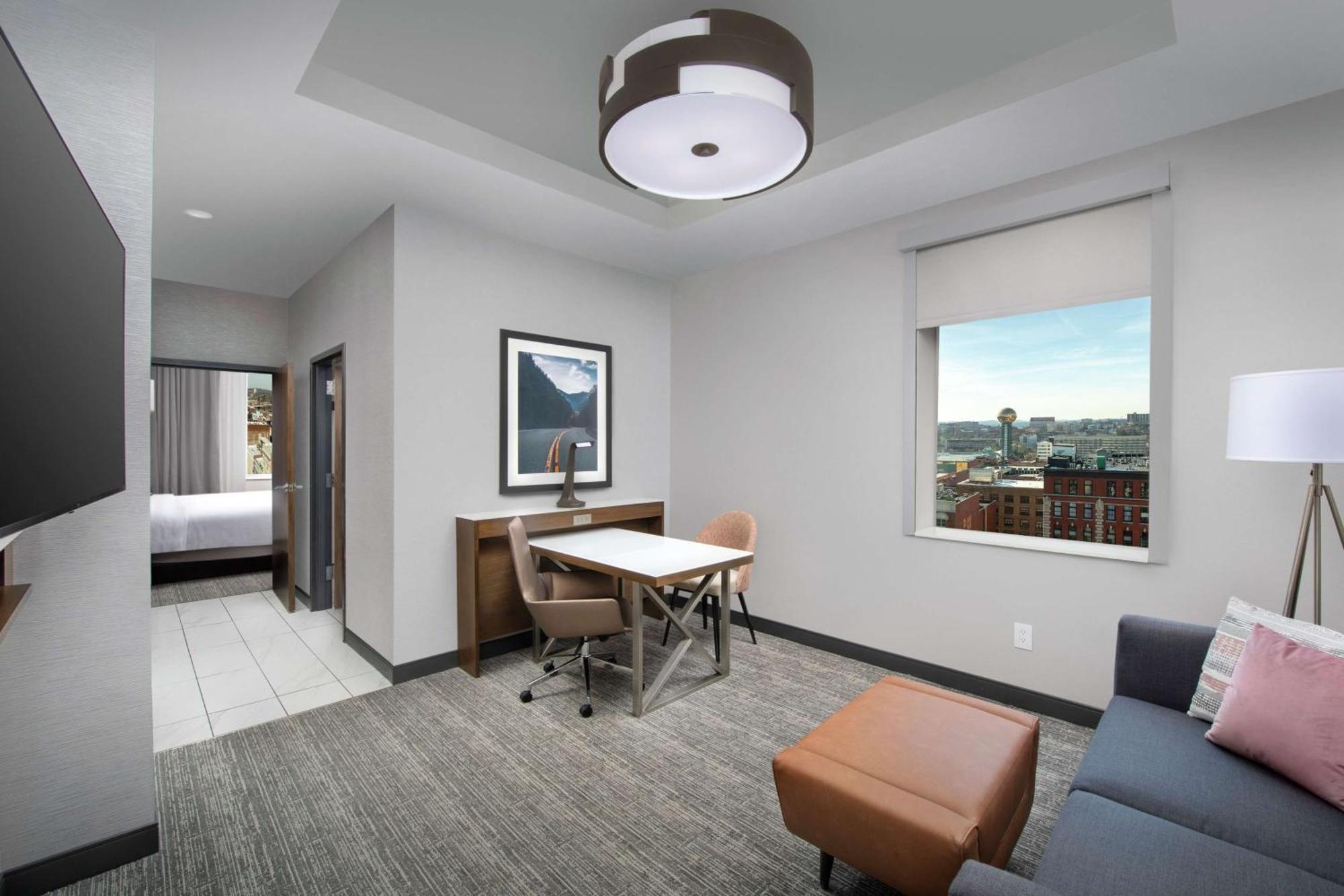 Embassy Suites By Hilton Knoxville Downtown Exterior photo